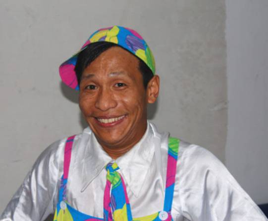 揭宋小宝真实身高多少  宋小宝辛酸成名史曝光