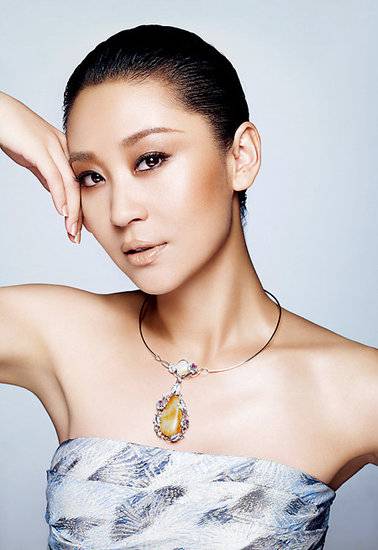 演员苗圃老公是谁 揭苗圃陈义红的恋爱史