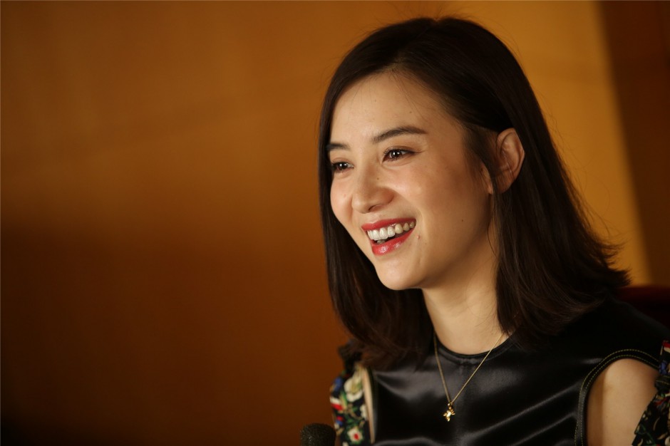 宋佳的胸被胡军捏 宋佳为上位与刘蓓老公偷情