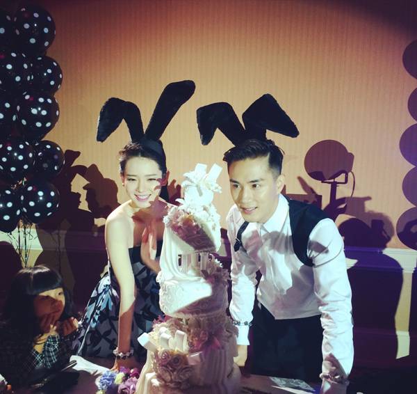 李承铉戚薇怎么认识的 结婚照唯美浪漫羡煞旁人