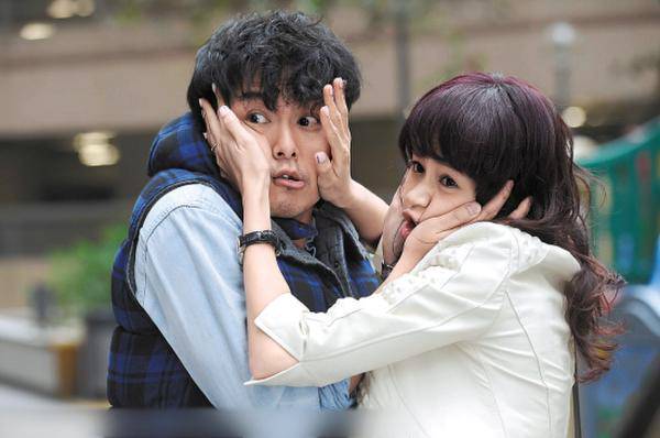 黄翠如与未来老公萧正楠秀恩爱 洗脱小三嫌疑