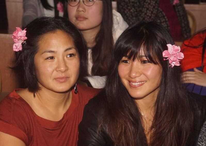 郑佩佩有几个孩子 郑佩佩儿子女儿资料曝光