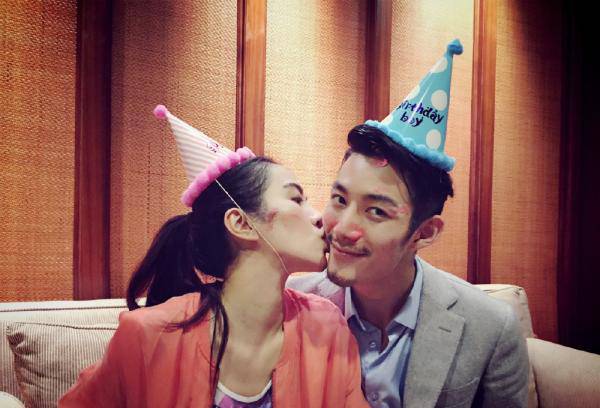 叶璇老公小默先生资料 叶璇帮男友剃头失手图