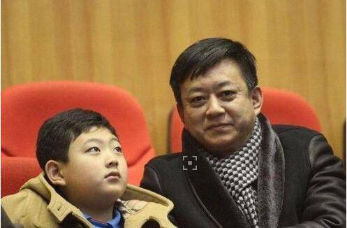 朱军的老婆是谁 传闻朱军儿子是弱智是真的吗