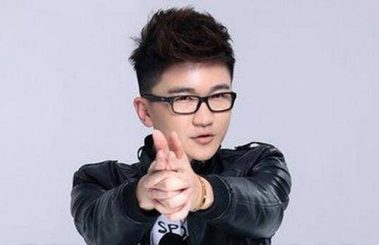 张大大身高是多少 张大大恶心炒作整容照遭扒