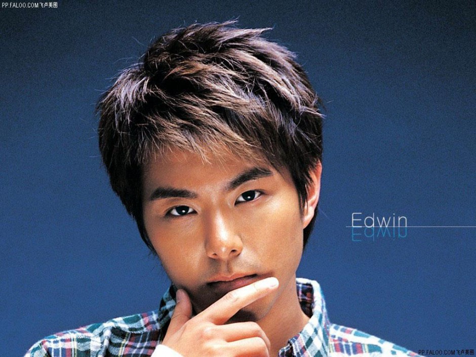 揭萧正楠个人资料 萧正楠是怎么得罪麦浚龙