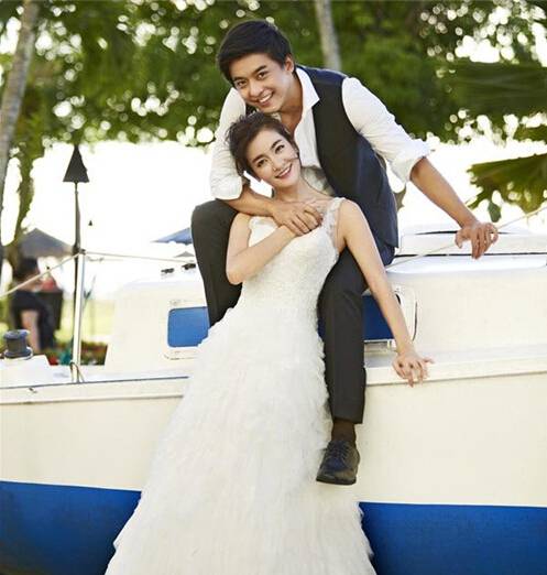 李佳航的女朋友是谁 李佳航求婚计划感动李晟