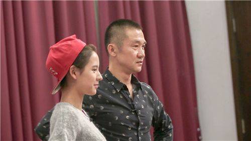 黄志忠现任老婆柯蓝照片合集 揭黄志忠个人资料