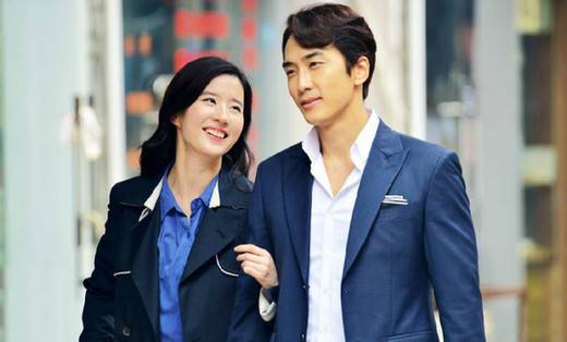 宋承宪生日办派对刘亦菲现身曝好事将近