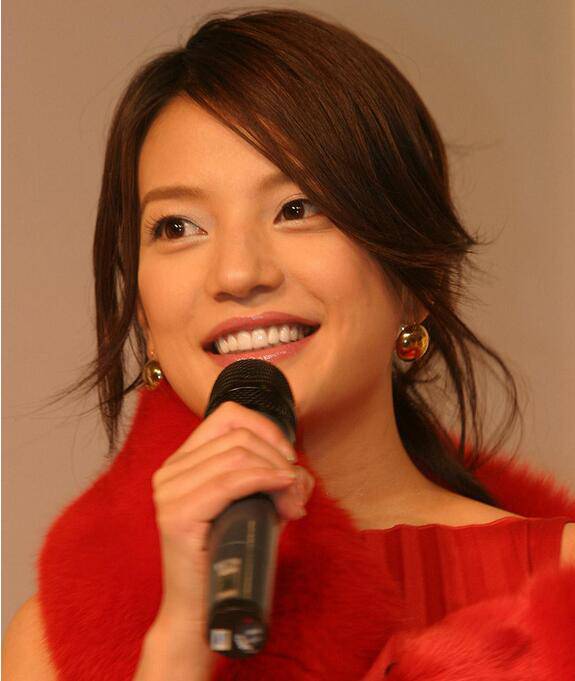 赵薇老公是谁 黄有龙真实背景被扒太吓人