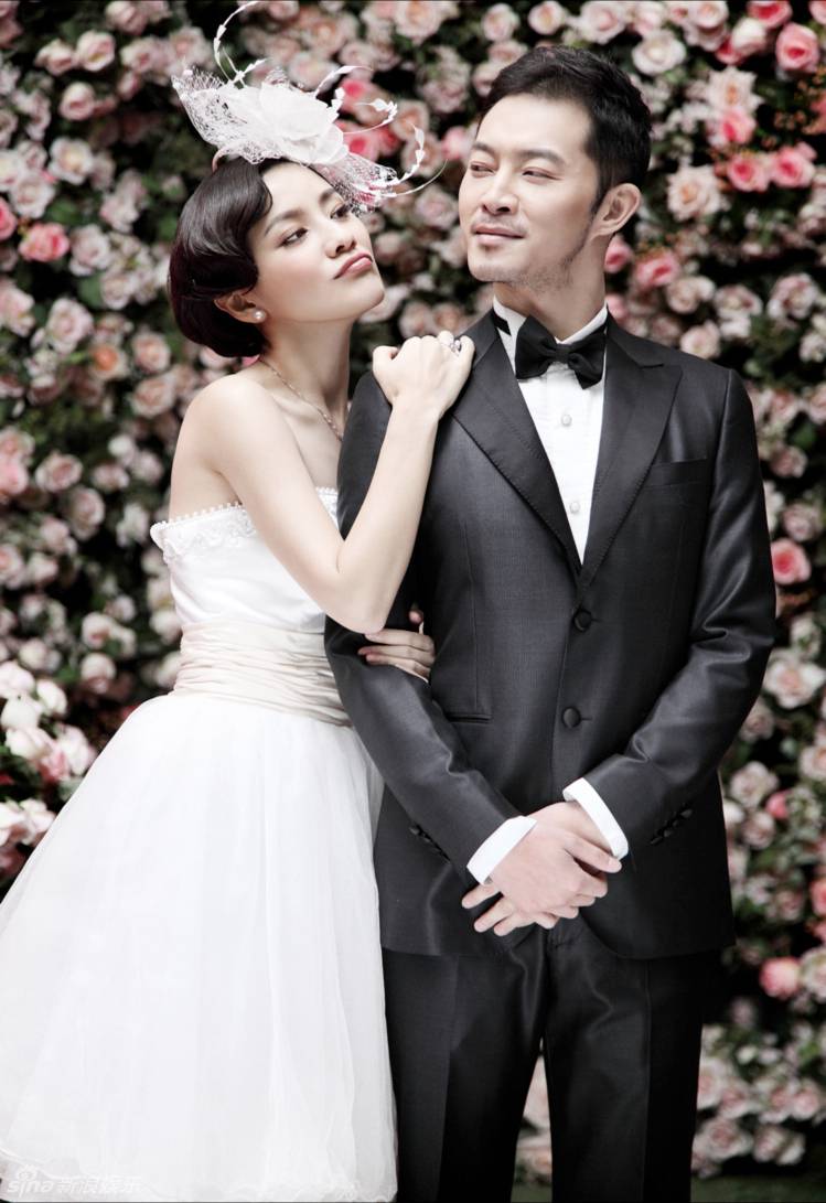 胡可微博晒儿子近照 称撞脸 国民老公 宋仲基