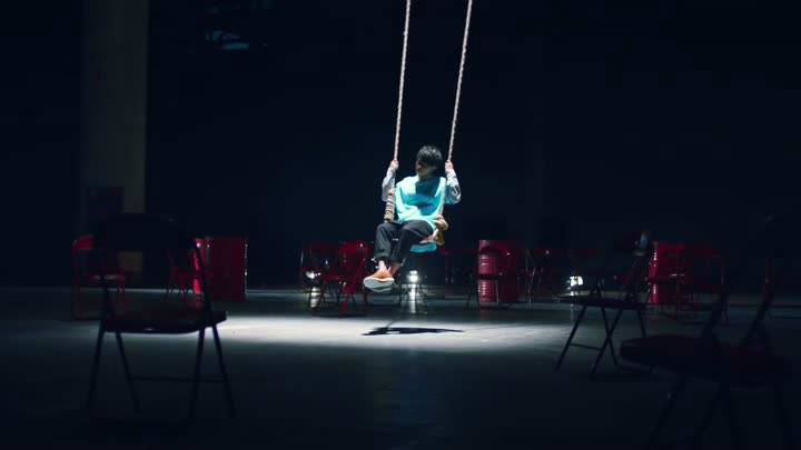 揭华晨宇的爸爸背景资料 华晨宇名副其实富二代