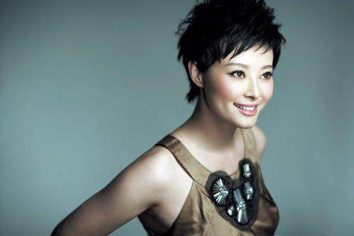 袁立个人资料被曝 揭秘袁立为什么被封杀