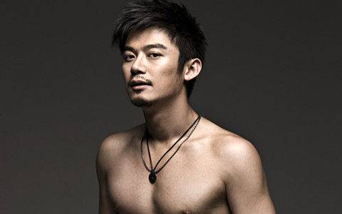 揭芦芳生个人资料 芦芳生女友丁多恩照片曝光