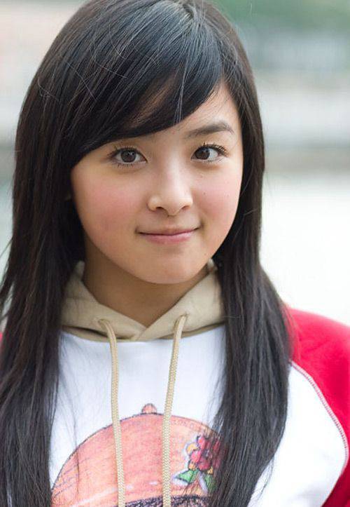 张含韵陪人睡觉照片外泄 张含韵男朋友被曝光