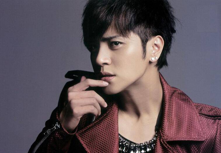 网传周扬青背景显赫 罗志祥周扬青酒店密会痴缠