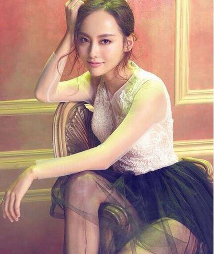 张嘉倪生日男友求婚恋情曝光 揭张嘉倪个人资料