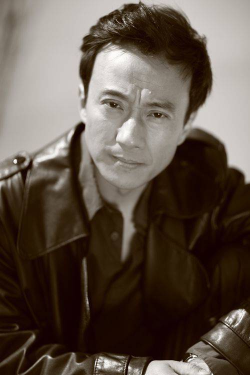 赵立新个人资料曝光 赵立新妻子俞岚照片