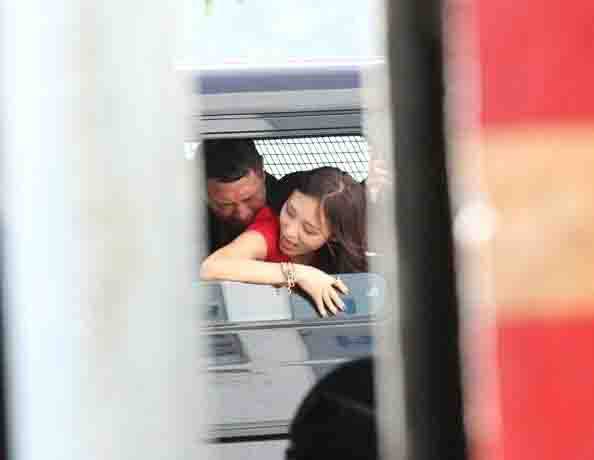 何佩瑜车震图片曝光 何佩瑜个人资料