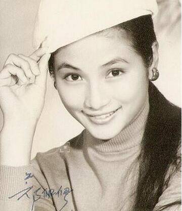 郑佩佩有几个孩子 郑佩佩儿子女儿资料曝光