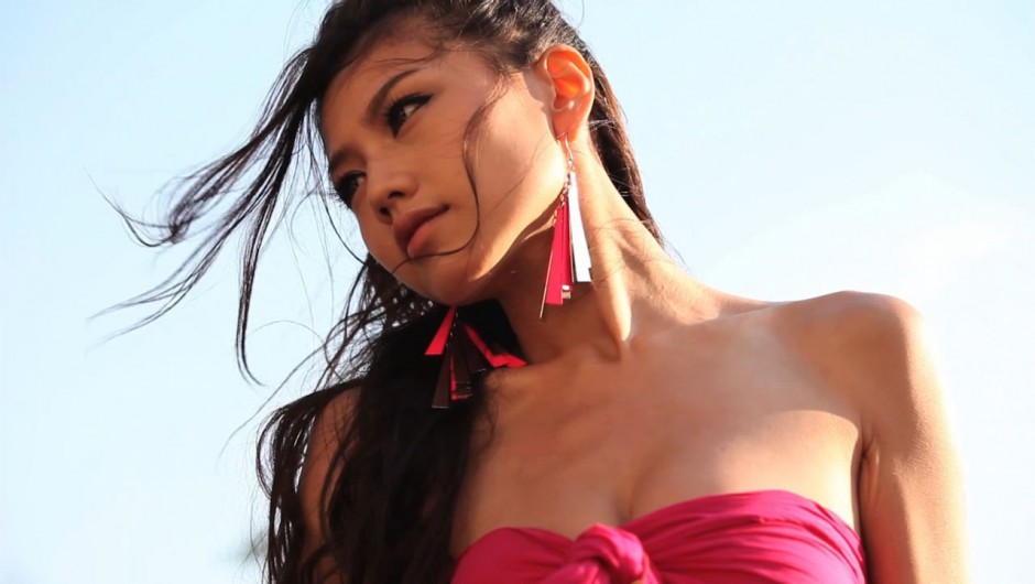 周秀娜激情吻戏 自爆拍床戏起反应