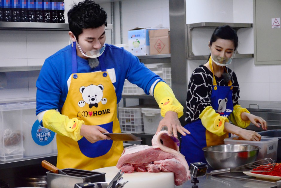 范冰冰家庭背景遭曝光 李晨显赫家世财力比她厚