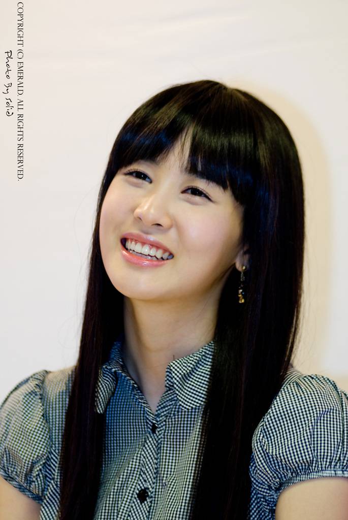 柳岩终于承认整容了 娱乐圈都有谁整了