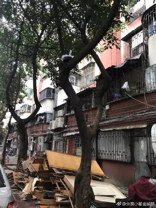 盘点外卖单＂神备注＂:派你们最帅的外卖小哥