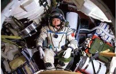 杨利伟太空遇诡异敲击声 科学家总结出三种可能