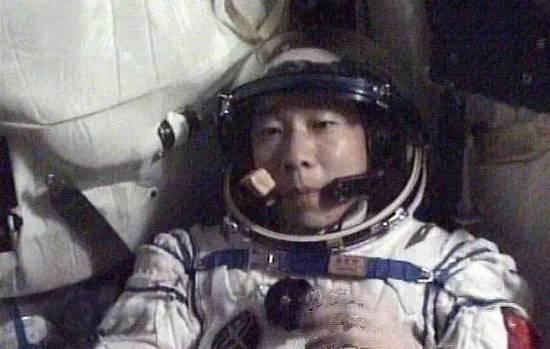 杨利伟太空遇诡异敲击声 科学家总结出三种可能