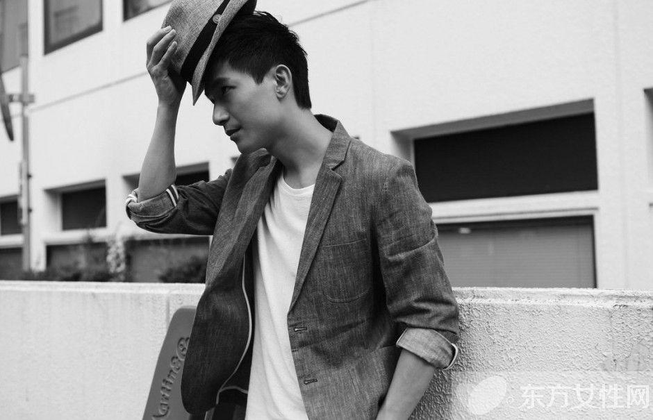 陈楚生近况美好 否认美女老婆身价亿万