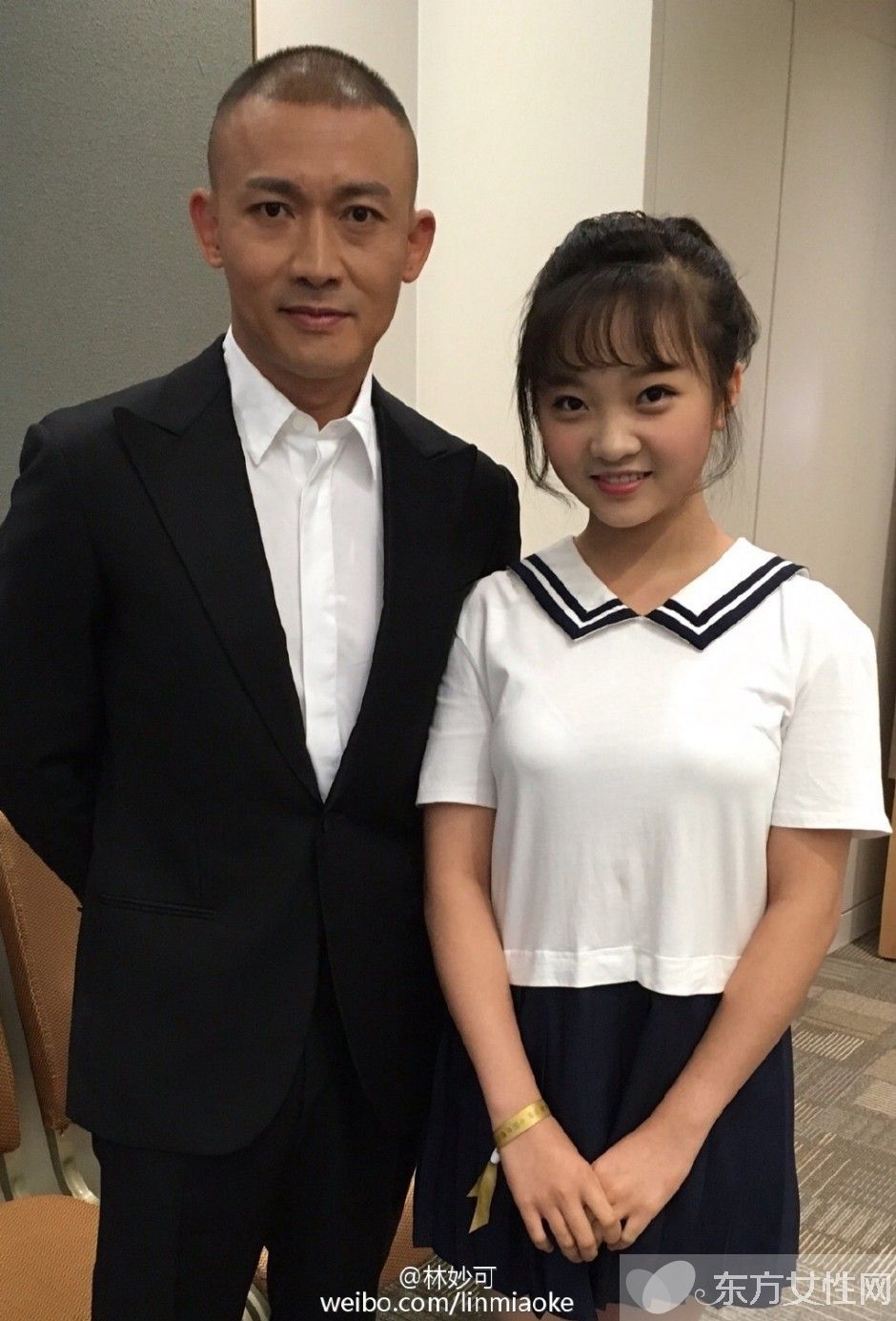 林妙可吸烟陪酒照被扒 糜烂私生活不堪入目