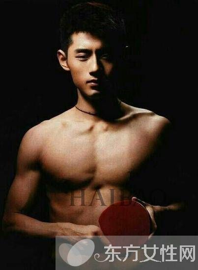 张继科纹身都代表什么 张继科家庭背景曝光