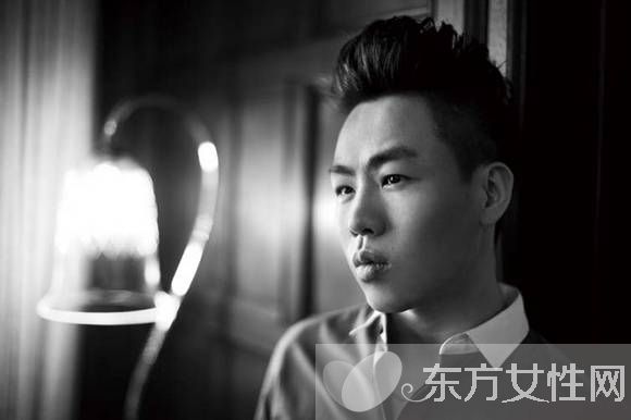 歌手胡彦斌个人资料 胡彦斌郑爽被爆酒店共度一夜