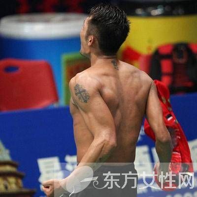 张继科纹身都代表什么 张继科家庭背景曝光