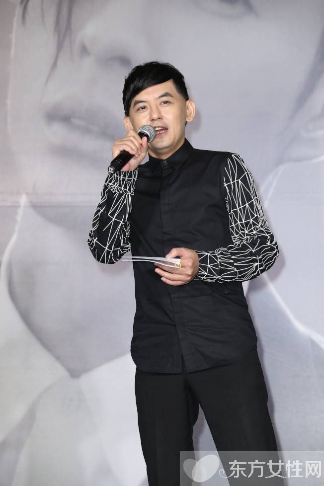 黄子佼女友是谁 情史丰富历任女友皆貌美如花