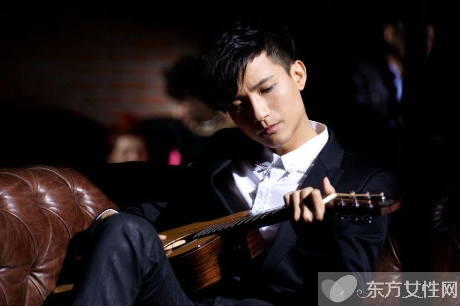 陈楚生近况美好 否认美女老婆身价亿万