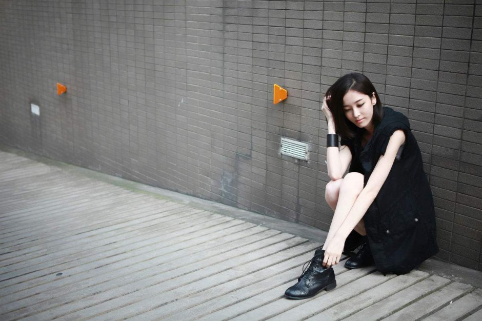 吕瑶门事件完整照片曝光 三点全露让人欲火难耐