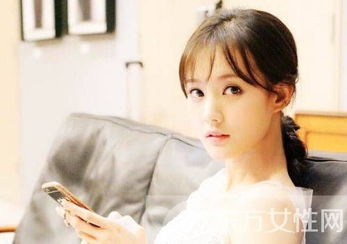 李一桐和李沁什么关系 深扒李一桐相亲节目背后的秘密