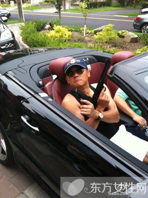 崔永元骂周立波原因揭秘 两大名嘴节目现场斗贫