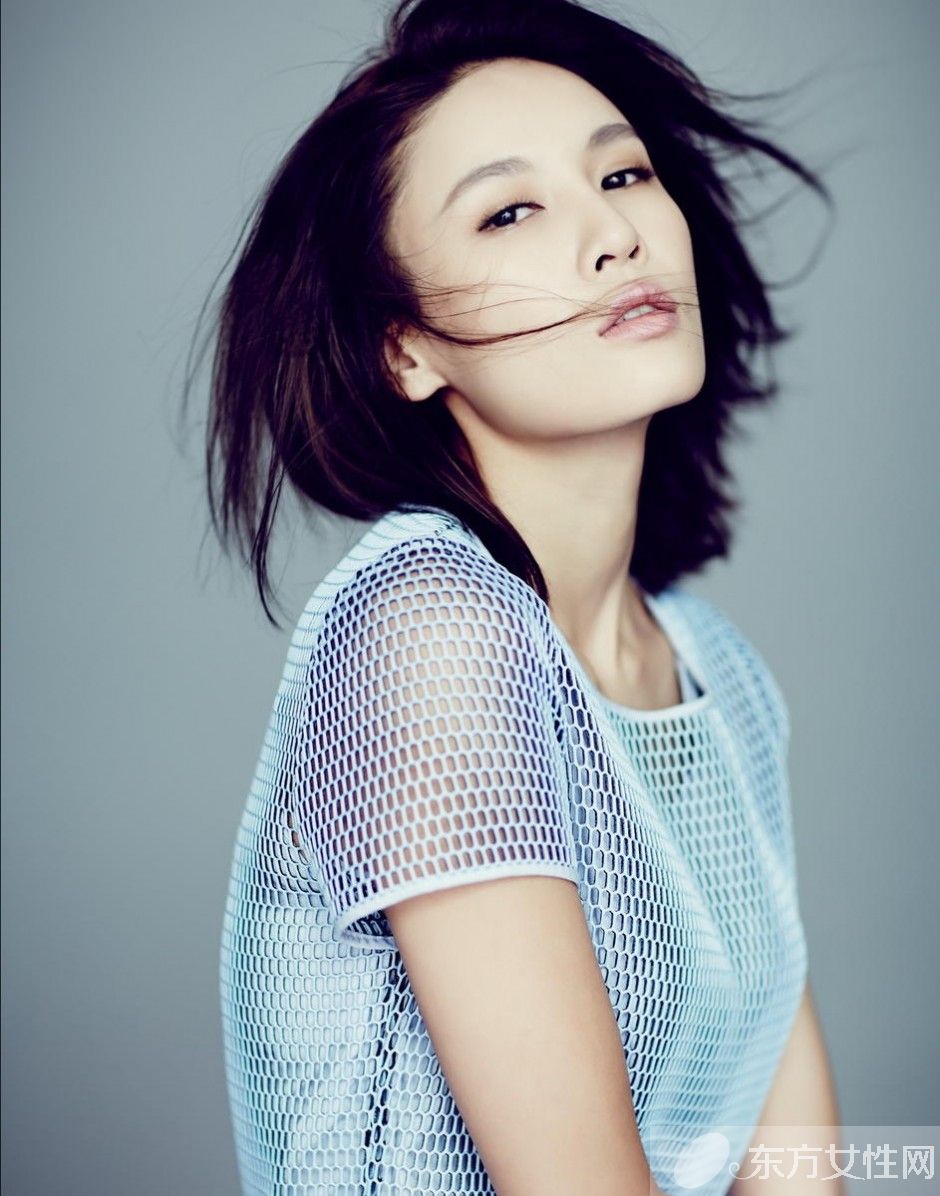 尹正张蓝心曝恋情 当街拥吻回家共度春宵