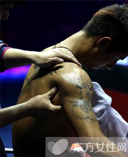 张继科纹身都代表什么 张继科家庭背景曝光