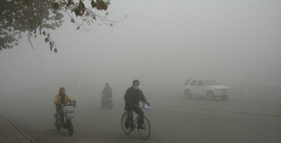 隐形眼镜和美瞳会吸霾 戴美瞳去上班却患上结膜炎