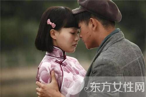 唐嫣罗晋公开订婚是真的吗 唐嫣个人资料