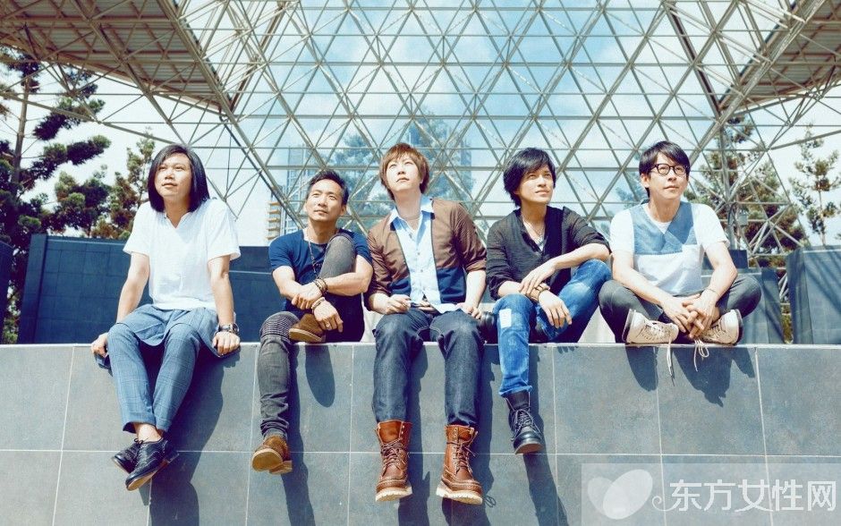 五月天成员介绍 共四次获台湾金曲奖“最佳乐团奖”