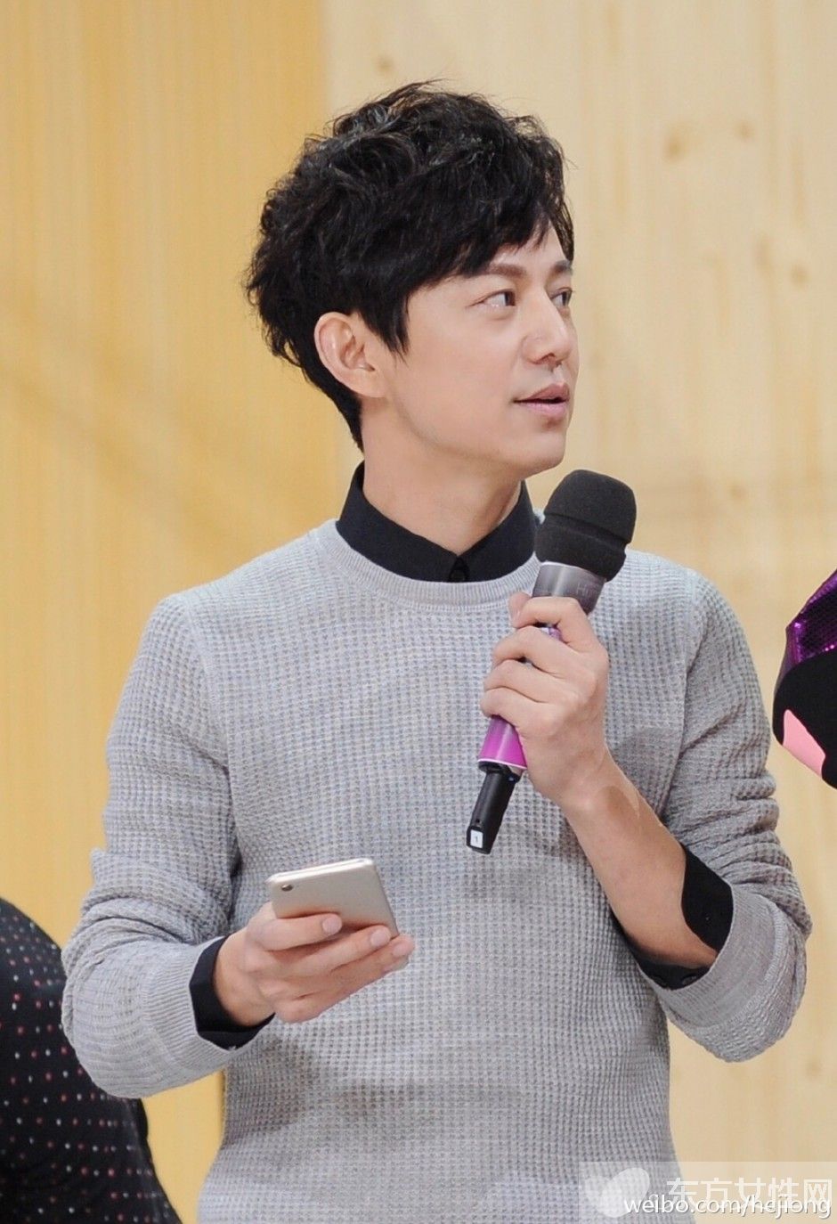 何炅汪涵工资遭曝光 何炅年收入惊人多达千万