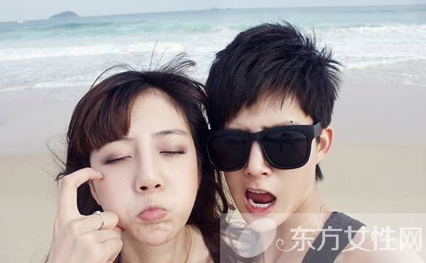 李溪芮整容对比照 李溪芮与友人亲密合照性取向遭质疑