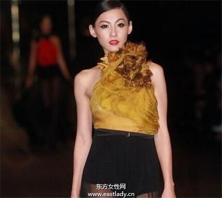 女星陪睡价曝光 万万想不到 她初夜值天价。。。