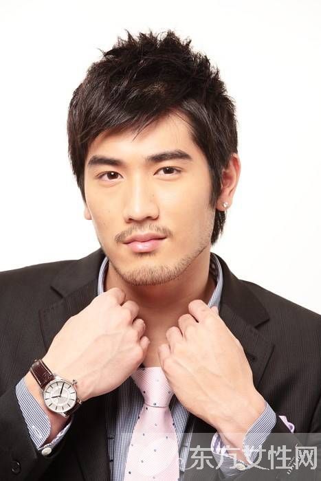 台湾型男高以翔个人资料 高以翔女友标准大公开