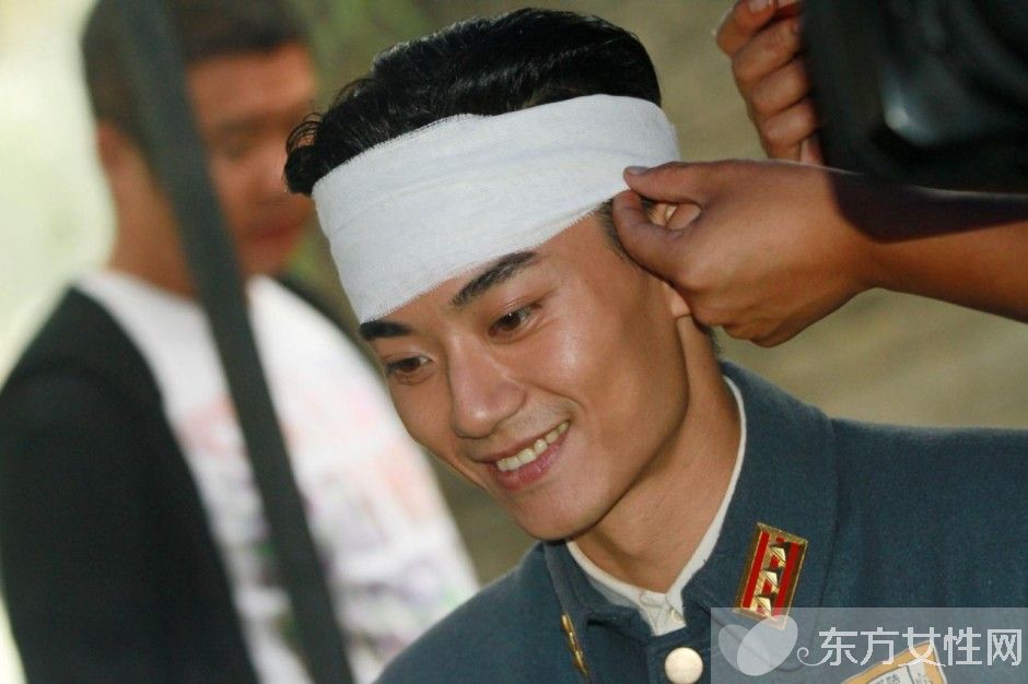 《正者无敌》郑冲扮演者陈月末个人资料简介